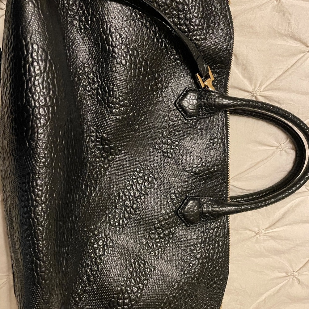 Check-embossed 2way Tote Black Leather Satchel - Picture 9 of 15